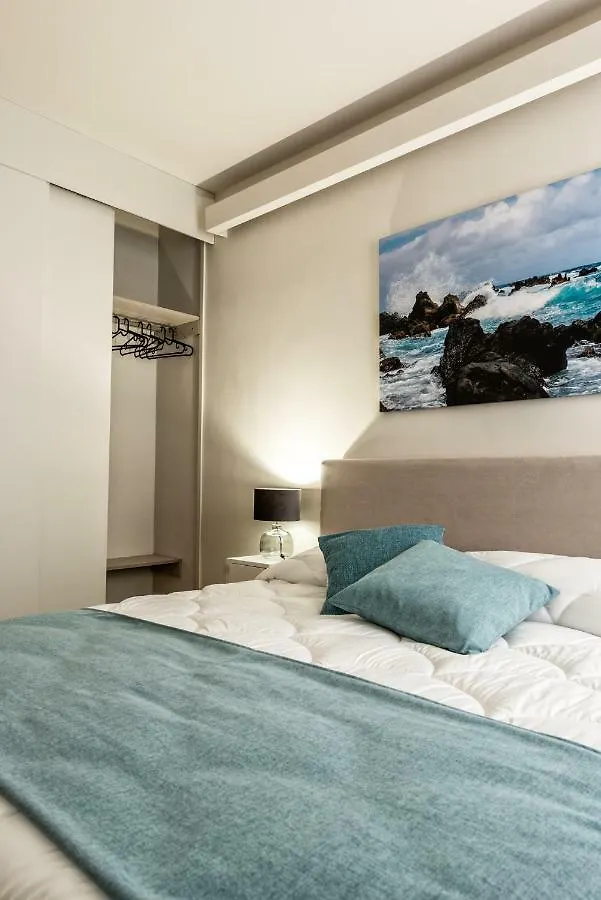 Four Elements Apartments Katania