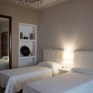 gabri-holiday-house.catania-hotels.net/