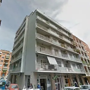 lualdi-street.it-romehotels.com/